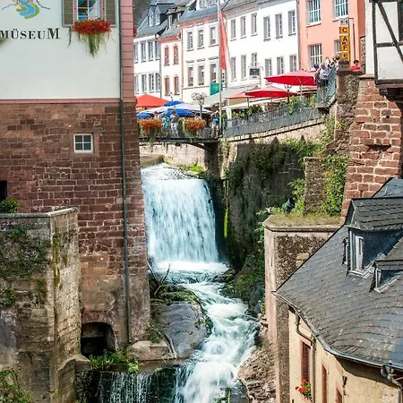 Kartenhaus Vakantiehuis