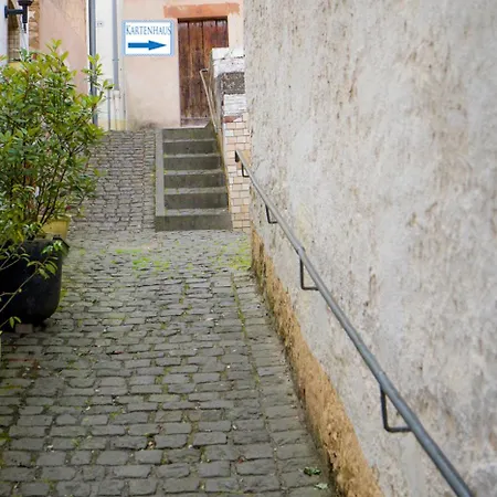 Kartenhaus Holiday home *